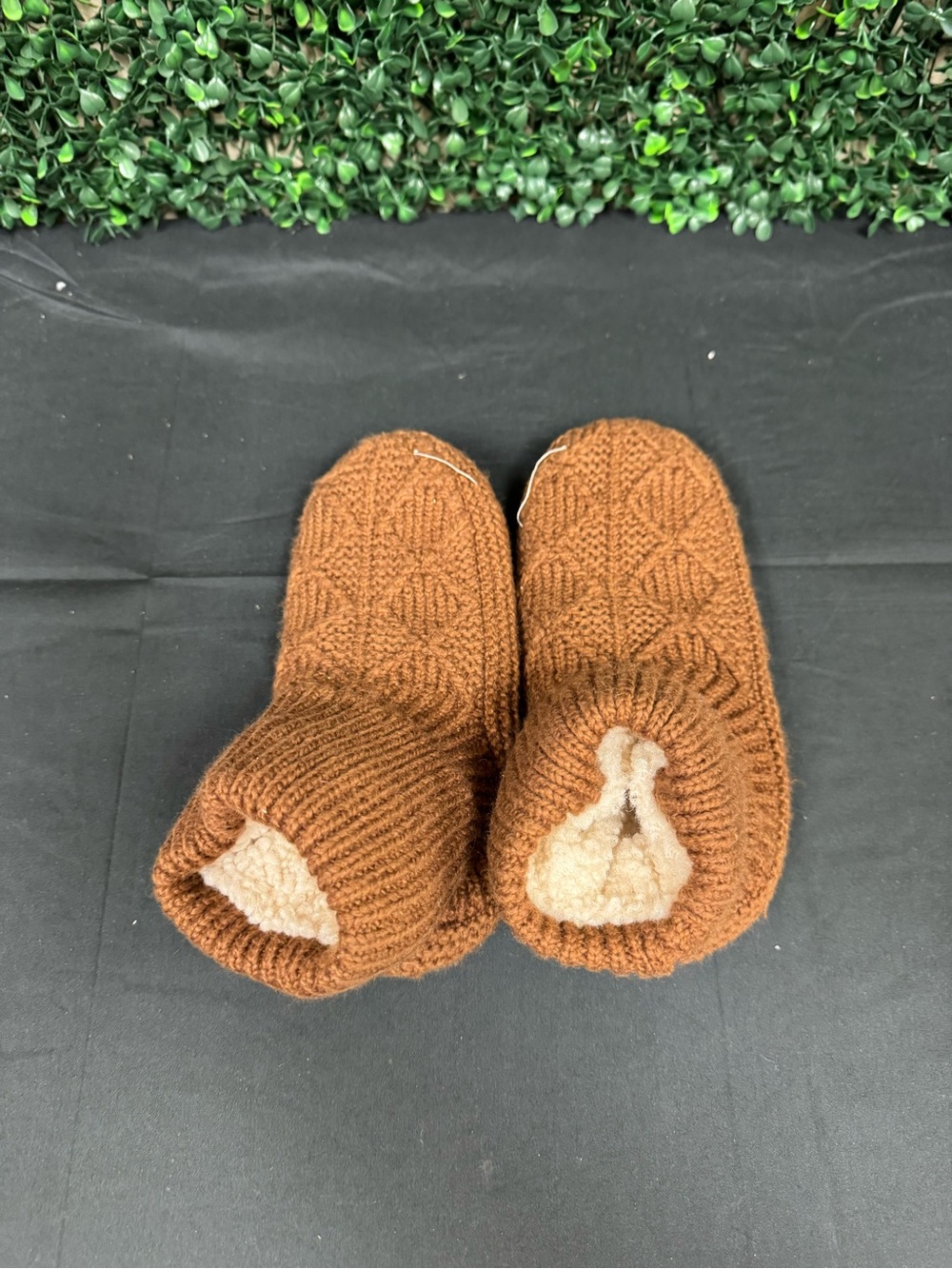 Bombas Gripper Slipper Bootie - Rust - Size XS - Picture 8 of 10